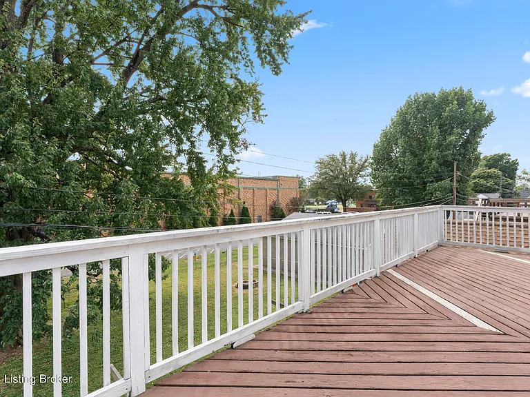 3810 Norbourne Blvd — Photo 39