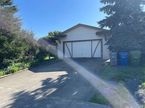 116 Margo Lane, Petaluma, CA 94952