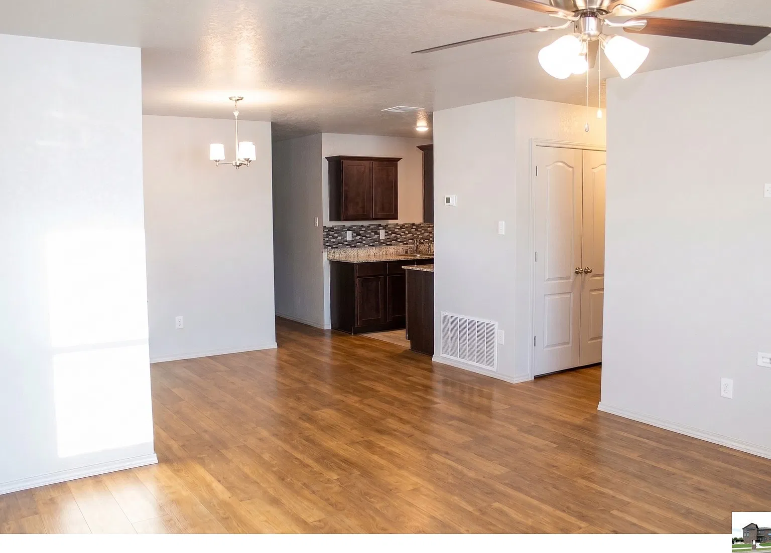 539 Lost Trail Unit A, Copperas Cove, TX 76522 — Photo 3