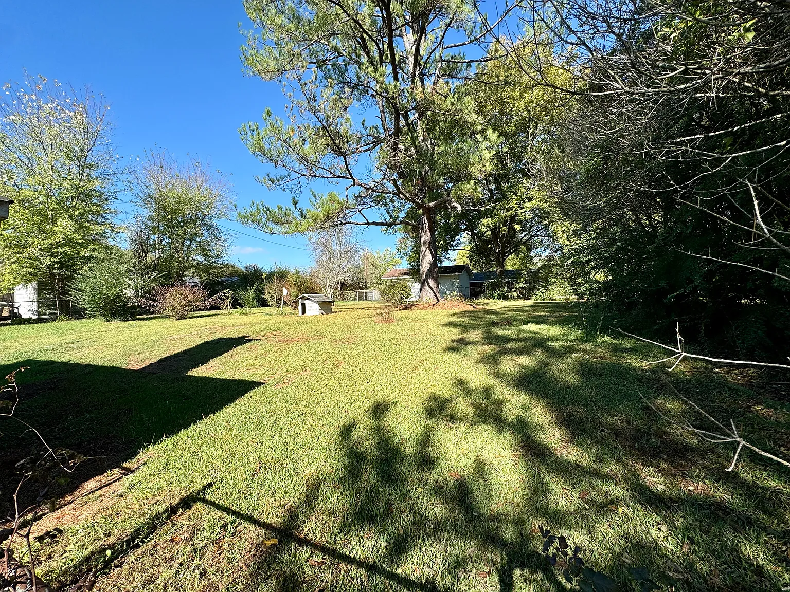 2434 Patterson Dr — Photo 2