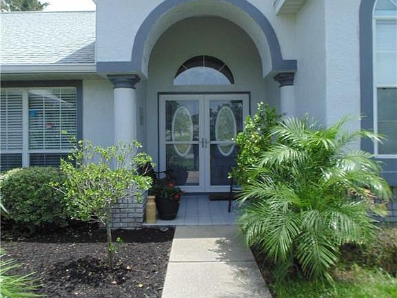 2nd image of 119 W Forest Oak Pl