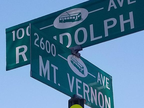 3rd image of 2703 Mount Vernon Ave APT 2