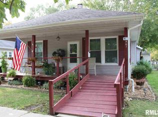 501 S Franklin St, Salem, IL 62881