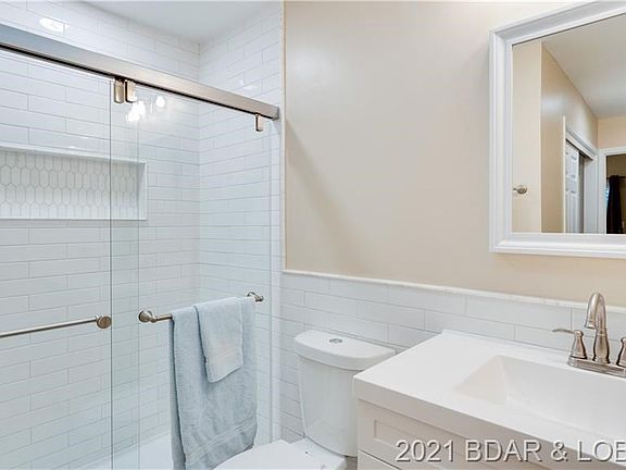 5th image of 2441 Mohawk Ln