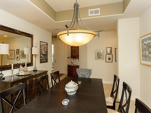 5th image of 174 Laterra Links Cir Unit 102