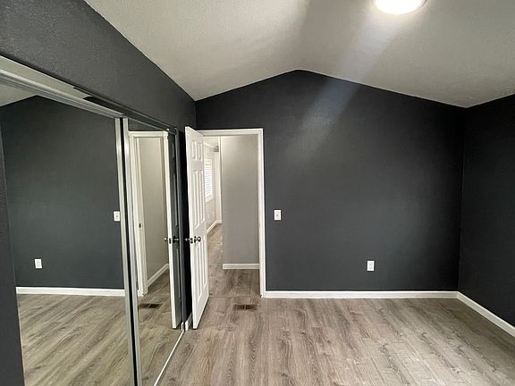 3rd image of 1891 Tempe Dr