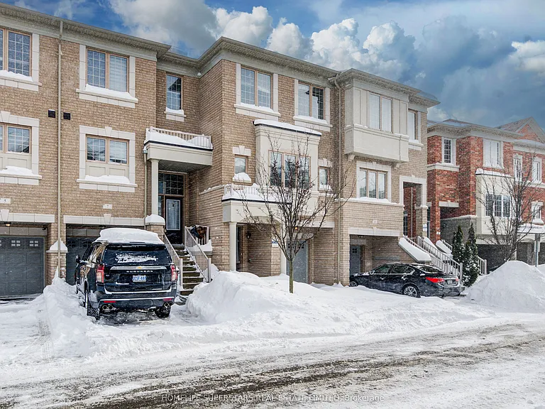 9 Aspen Hills Rd #40 — Photo 1