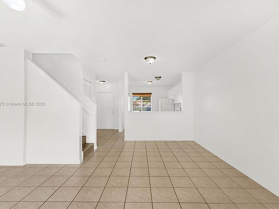 5th image of 17900 SW 141st Ct