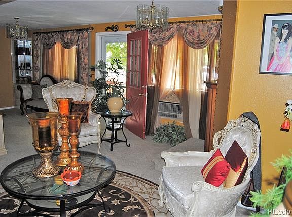 5th image of 5845 Poplar St