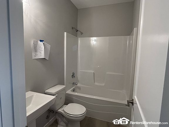 5th image of 6210 Janero Ave S
