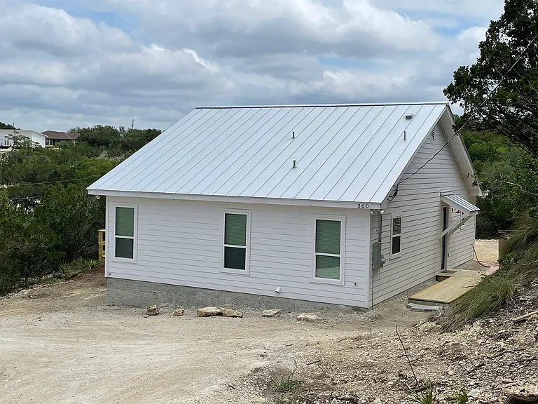 360 Hillside Dr — Photo 22