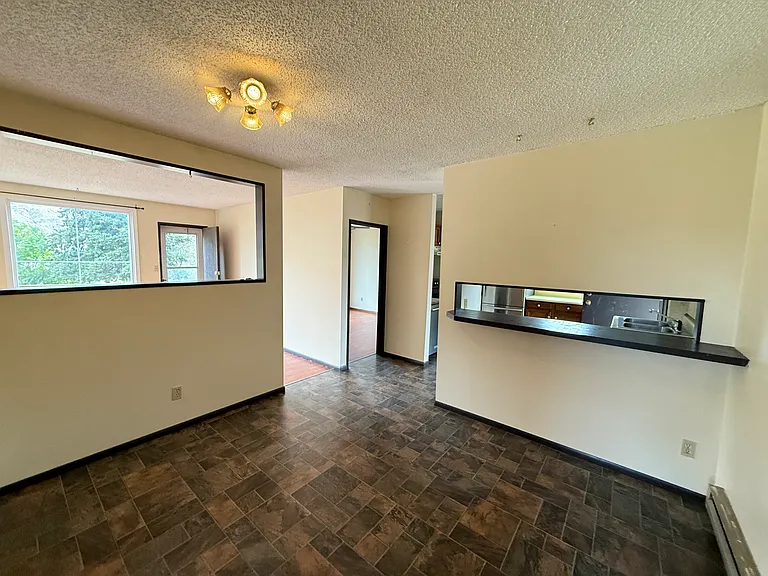 500 Rock Island Rd — Photo 30