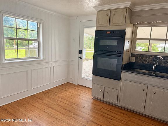 3rd image of 8545 Marlee Rd