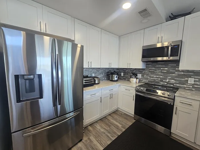 211 Redfish Dr — Photo 14