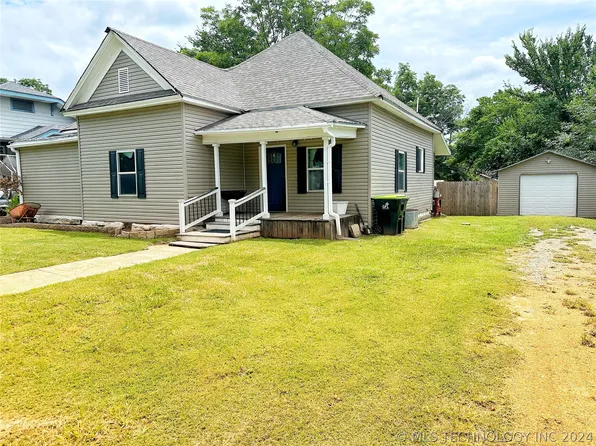 315 N Bullitt St, Holdenville, OK 74848