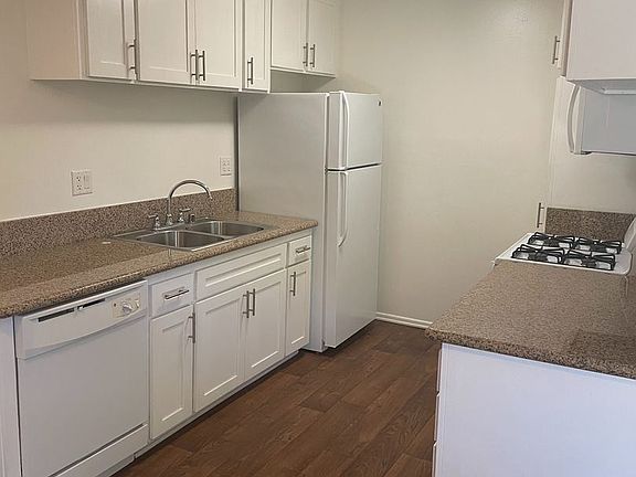 3rd image of 383 W Wilson St #3