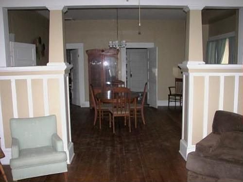 4th image of 202 E 2nd St