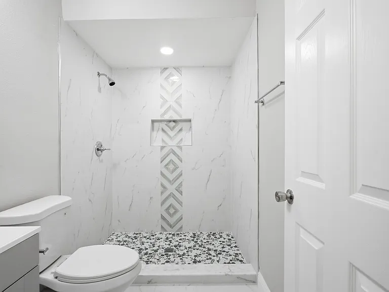4020 Ernest St — Photo 17