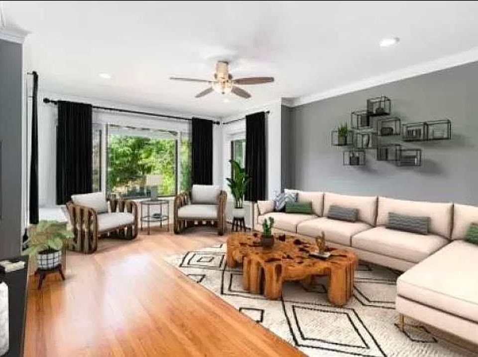 1st image of 4933 N Mozart St #2