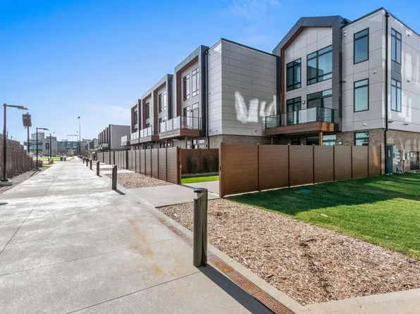 1158 Brookwood Dr, Green Bay, WI 54304