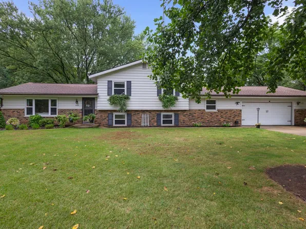 51165 Orange Rd, South Bend, IN 46628
