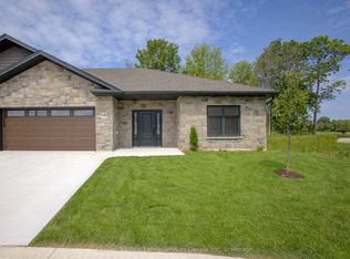 1182 Queen St #56, Kincardine, ON N2Z2Y2