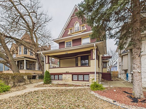 3rd image of 5830 W Race Ave