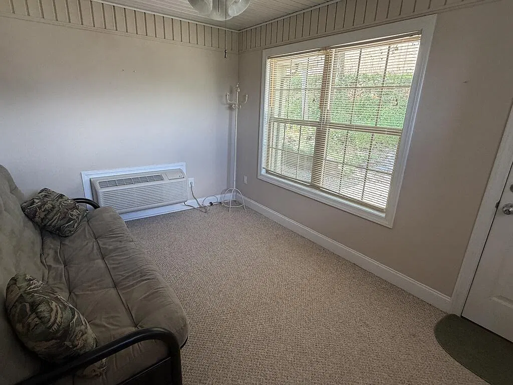 Watercrest — Photo 2