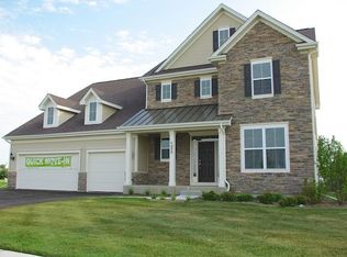 1377 Spalding Ave, Elburn, IL 60119