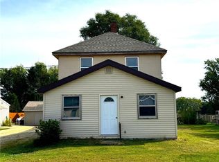 S2002 County Road U, Waumandee, WI 54622