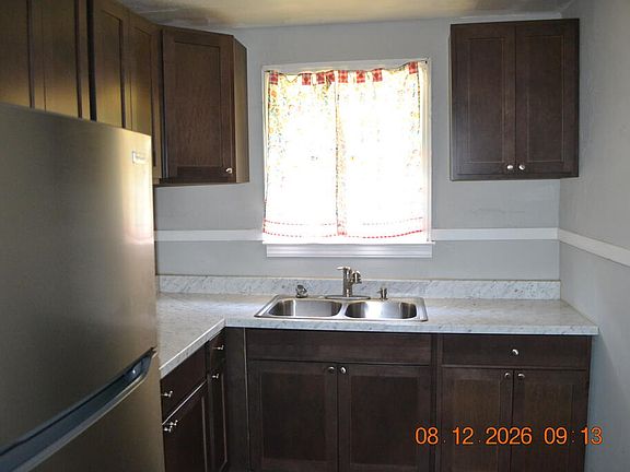 4th image of 3028 Wise St