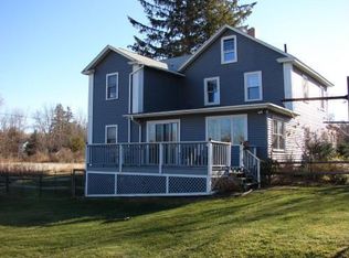 43 High St, Lenox, MA 01240