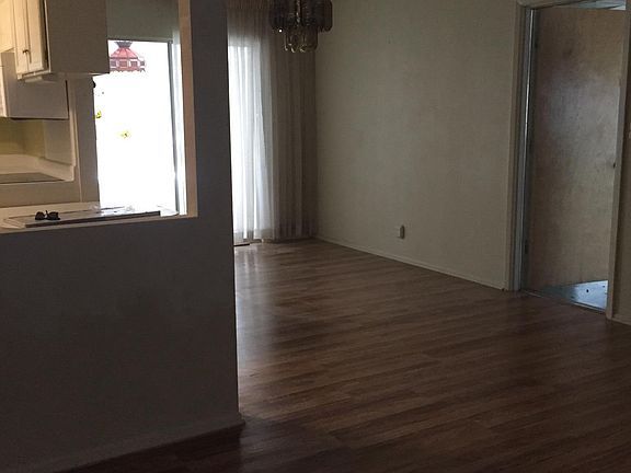 Dining room to enclosed patio
