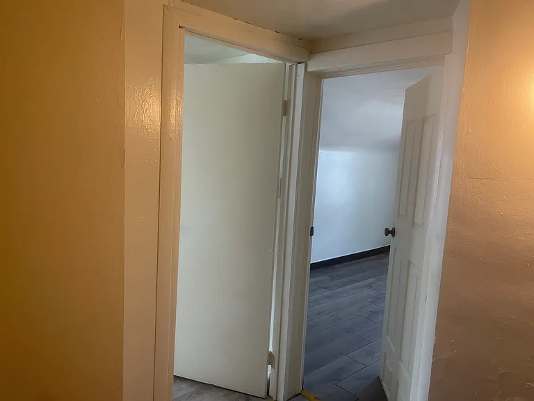 7541 S Rhodes Ave — Photo 25