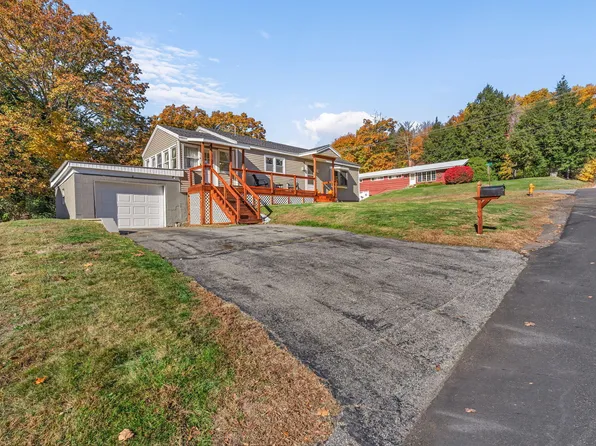 8 Lavoie Street, Jay, ME 04239