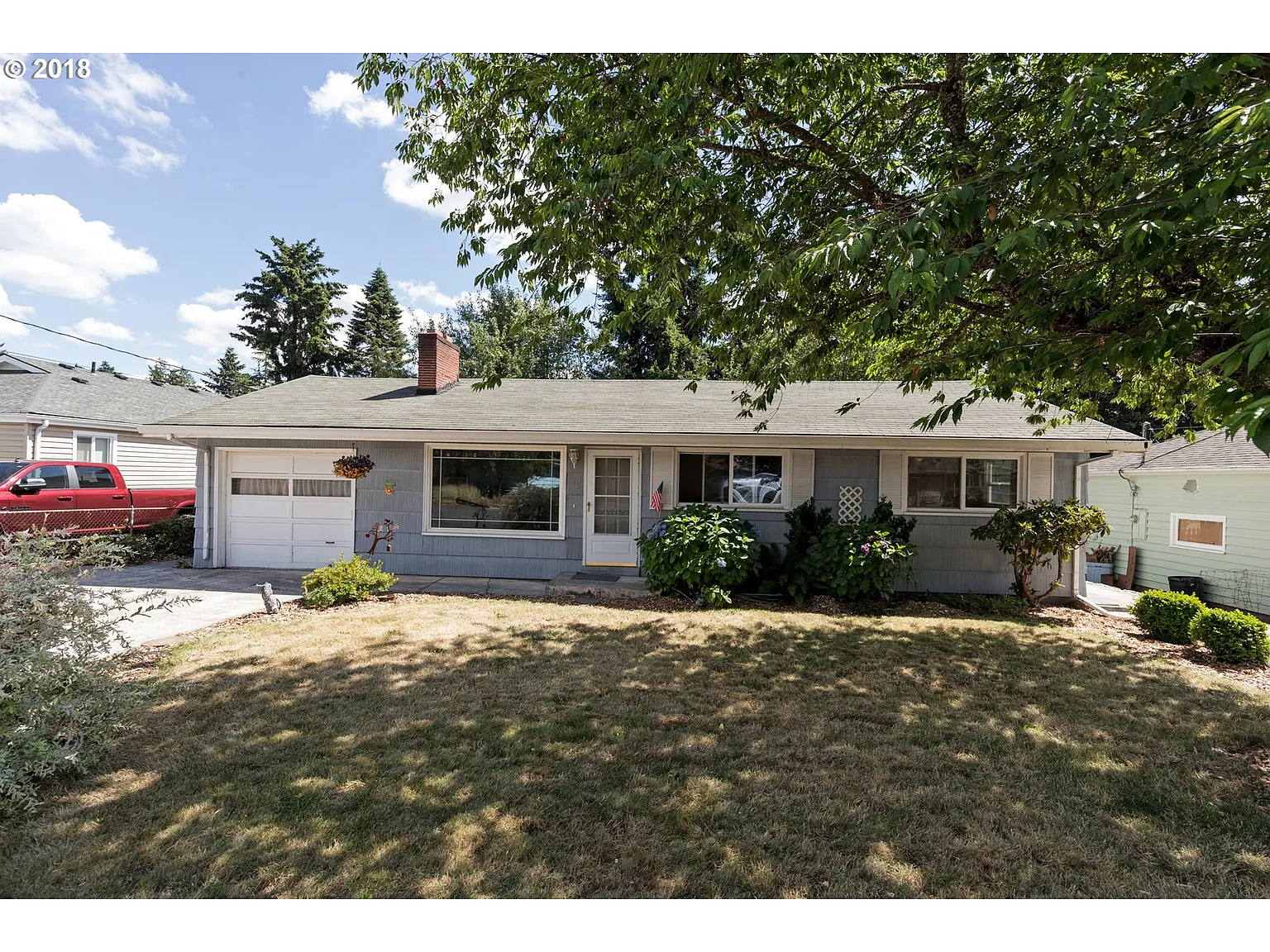 5634 SE Waymire St photo 1