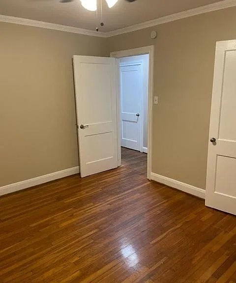 320 Oleander St — Photo 8