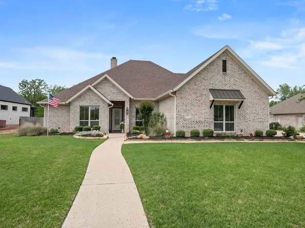1231 Quarry Oaks Dr, College Station, TX 77845