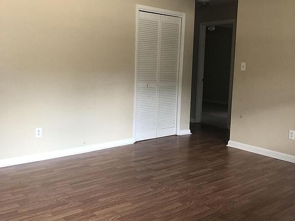 3rd image of 11822 E Gateway Dr SE APT D