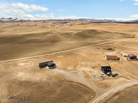 4th image of 4 Saddle View Cir