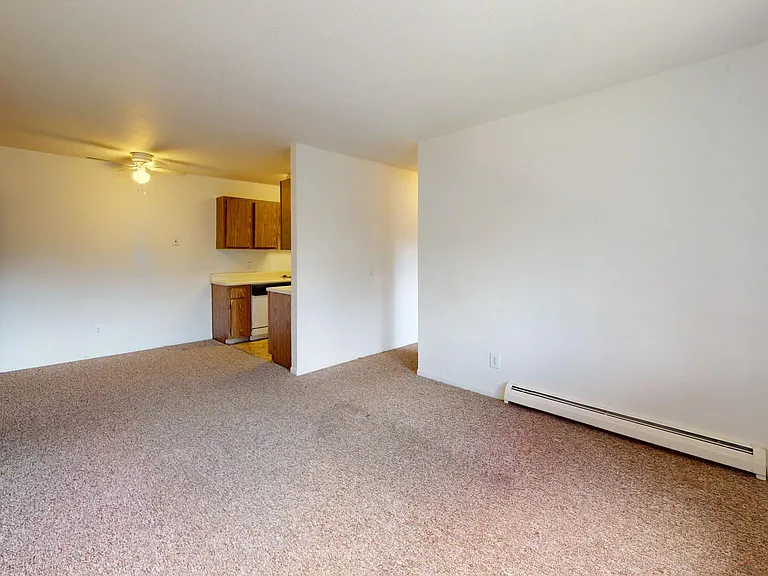 Mallard Cove Apartments — Photo 17