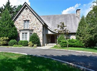 2 Park Rd, Irvington, NY 10533