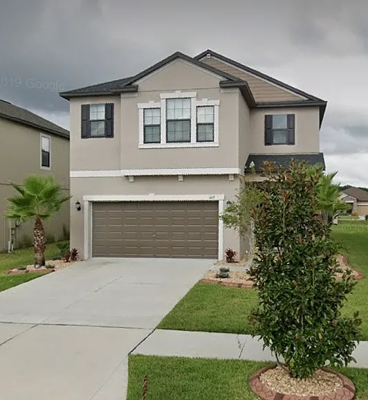 4 bed, 2.5 bath, 2334 sqft, $2,815 — Photo 1