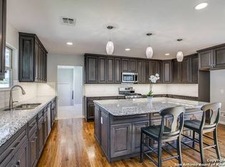 548 Rittiman Rd, Terrell Hills, TX 78209