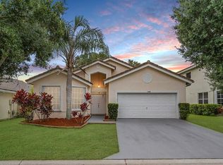 12108 Sunset Point Cir, Wellington, FL 33414