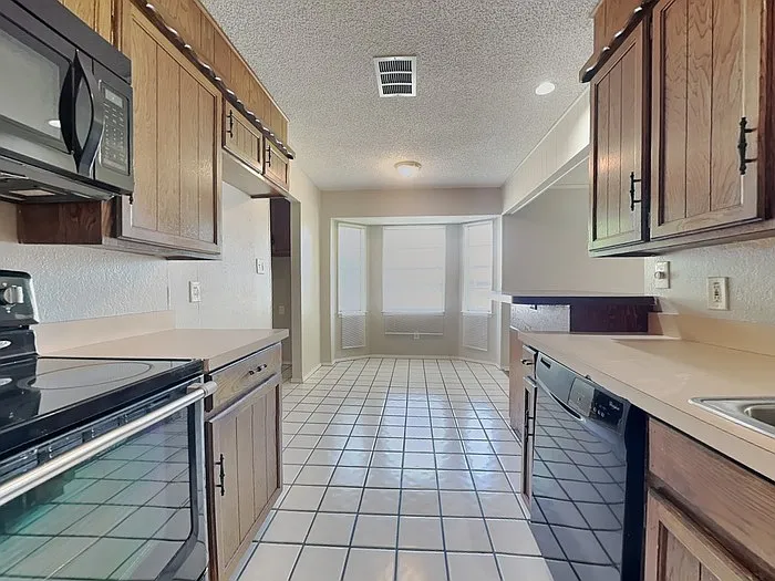 316 Quail Creek Dr — Photo 5