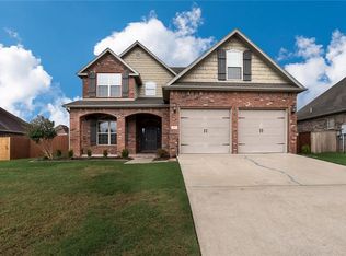 606 SW Meadow Point, Bentonville, AR 72712