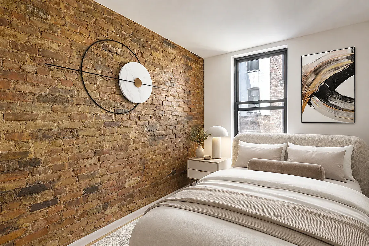 141 West 10th Street — Photo 3
