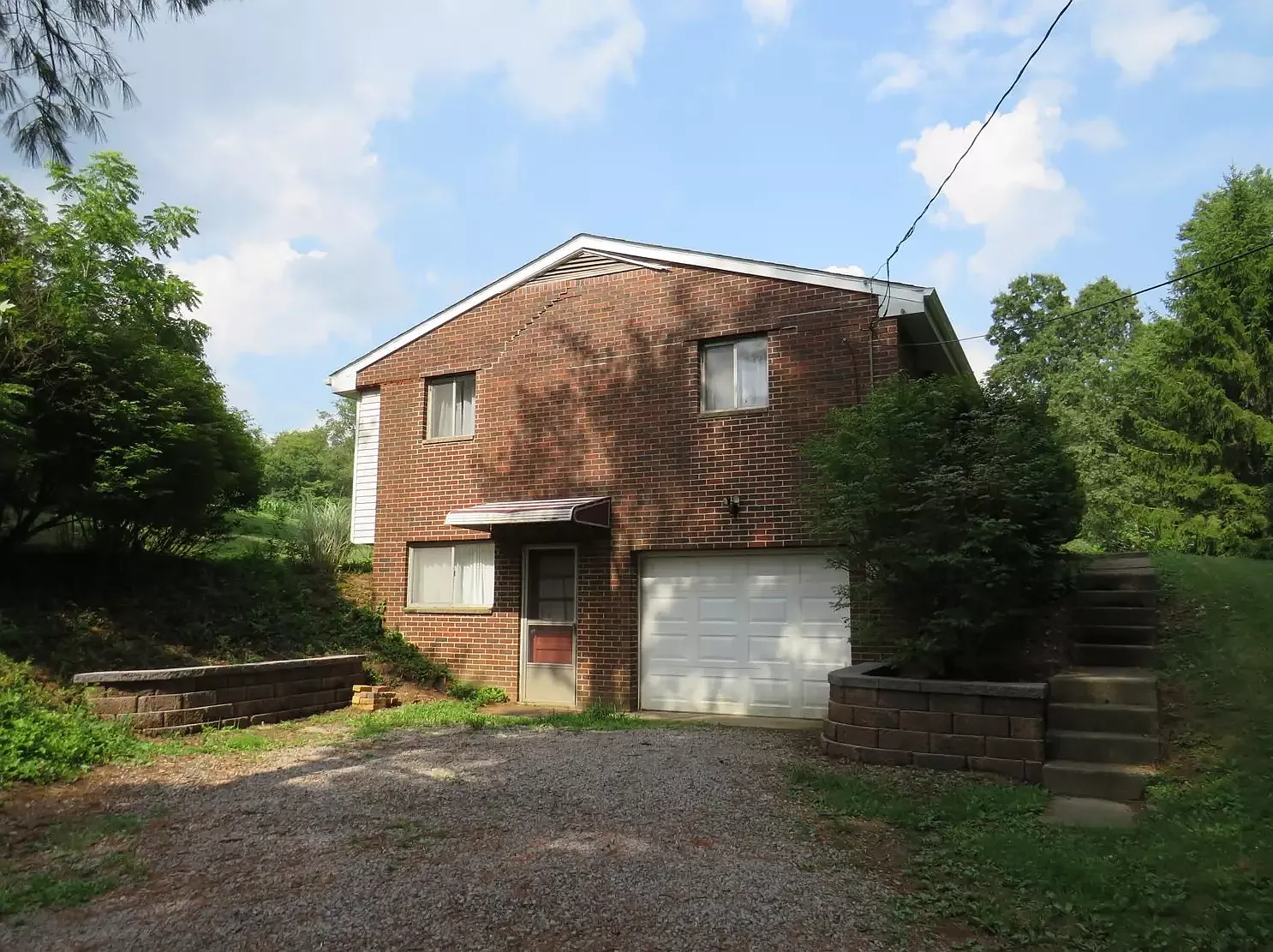 3 bed, 1014 sqft, $1,600 — Photo 1