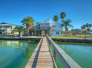 602 Copano Ridge Rd, Rockport, TX 78382